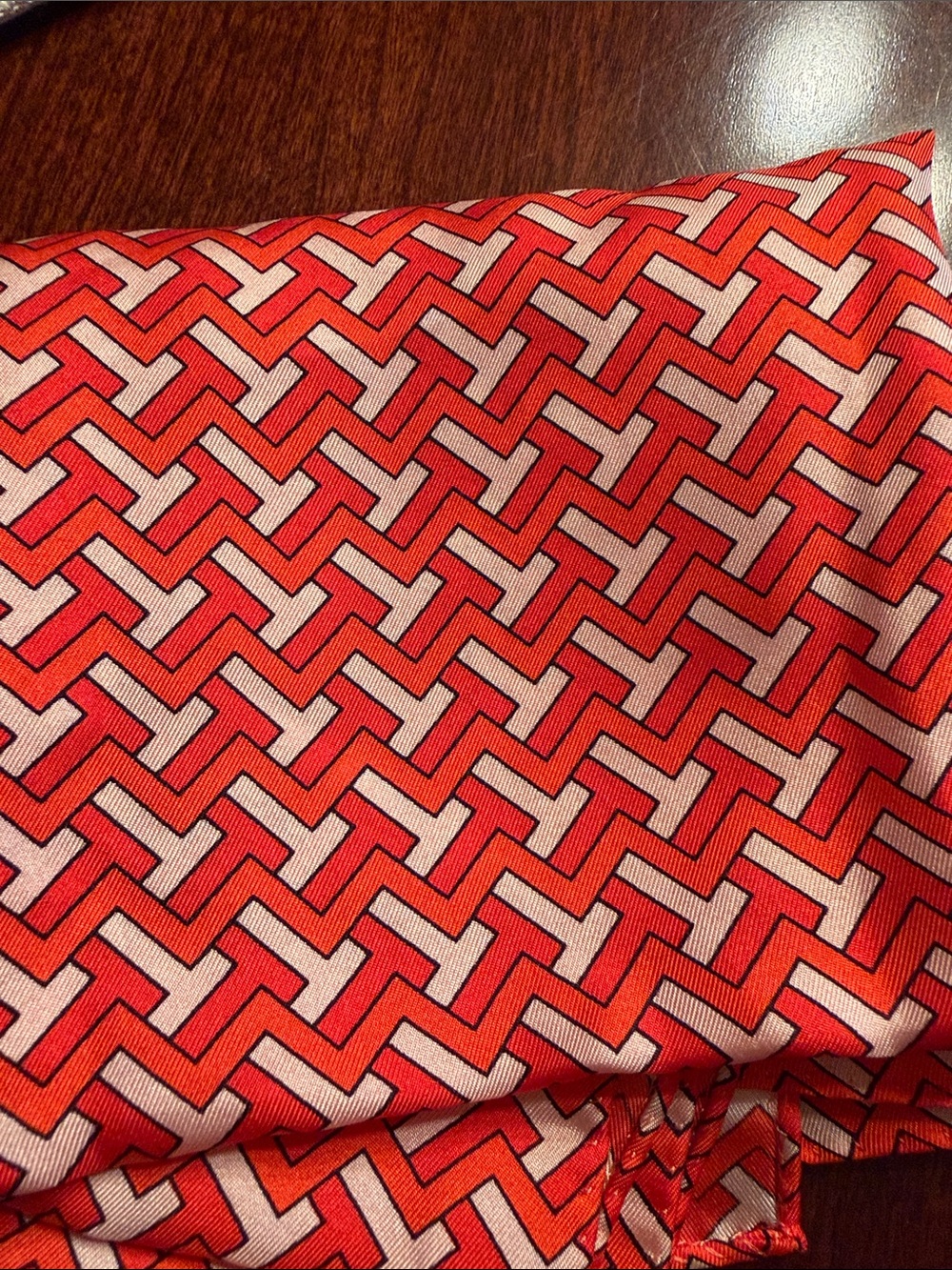 Tory Burch Red and White Geometric Silk Scarf NWT and Gift Bag - Picture 8 of 12